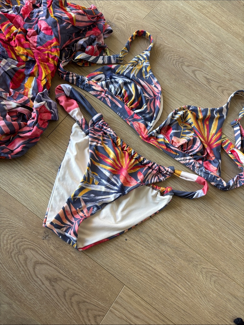 Tropical Floral Women's Bikini Set - Navy Multi